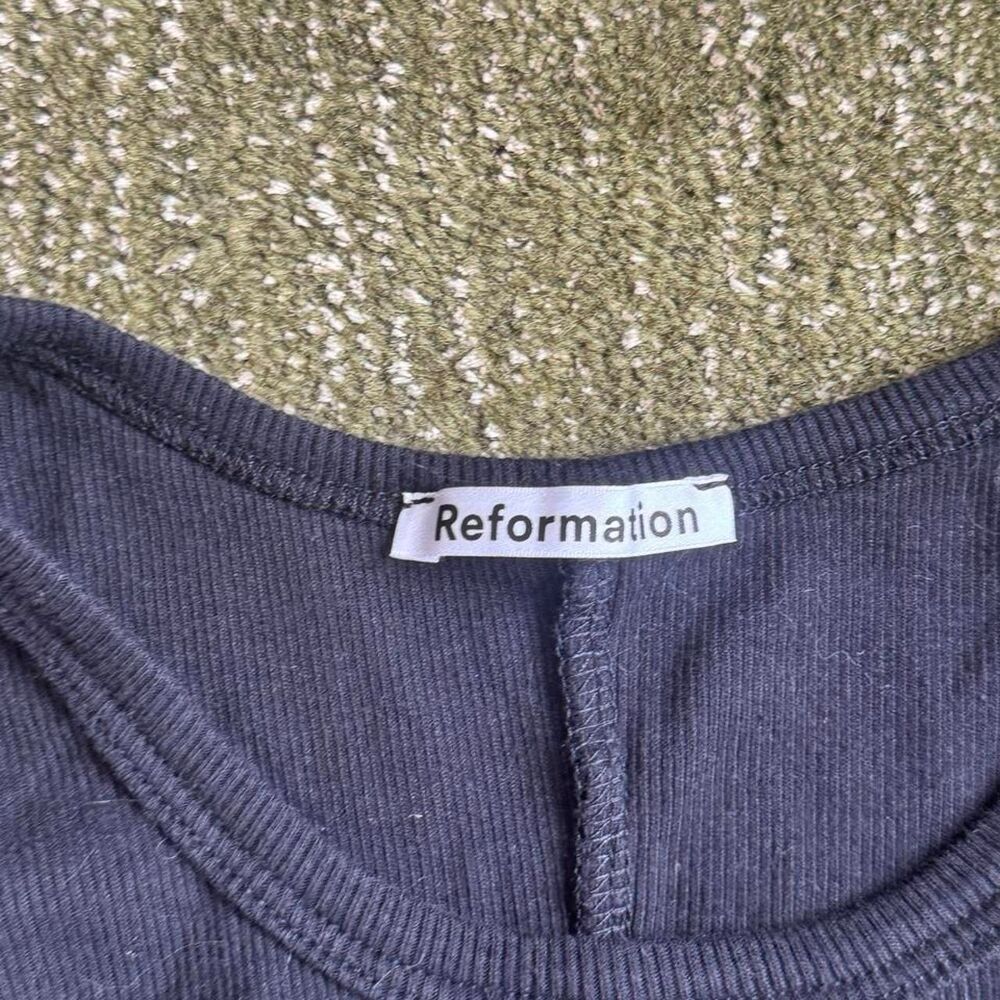 Reformation Women's Navy and Black Vest - Picture 2 of 3